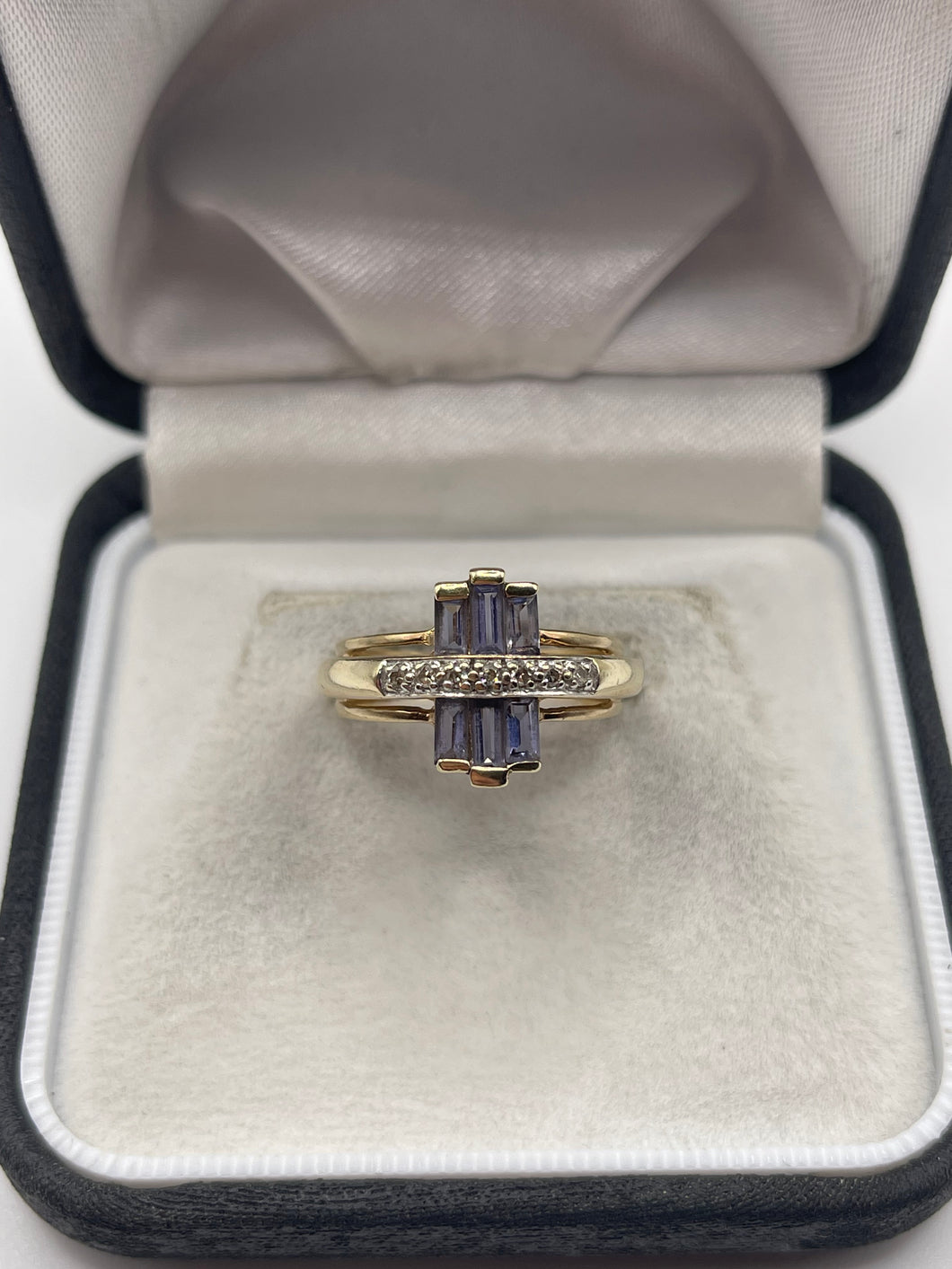 9ct gold iolite and diamond ring
