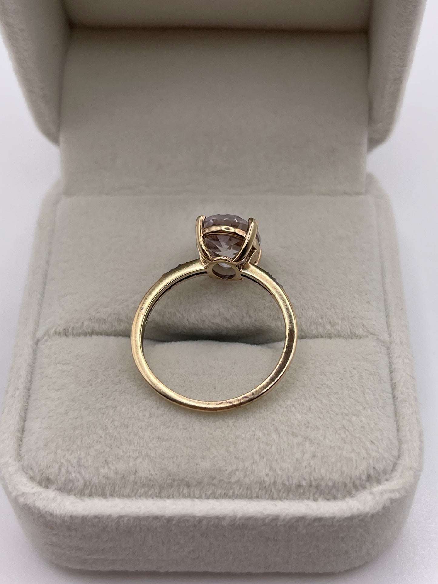 9ct gold kunzite and diamond ring