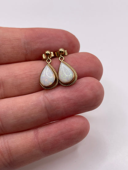 9ct gold opal earrings