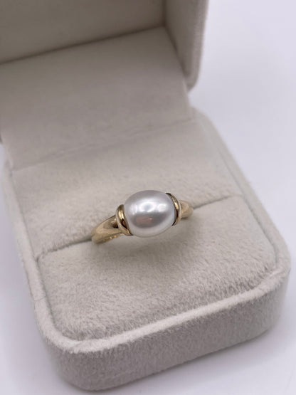 9ct gold pearl ring