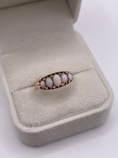 Antique 9ct rose gold opal ring