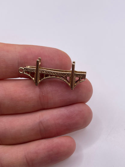 9ct gold Golden Gate Bridge charm