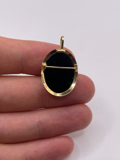 18ct gold cat cameo brooch / pendant