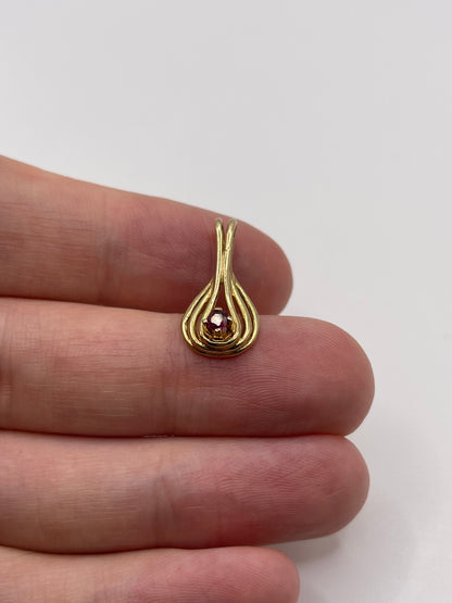 9ct gold ruby pendant