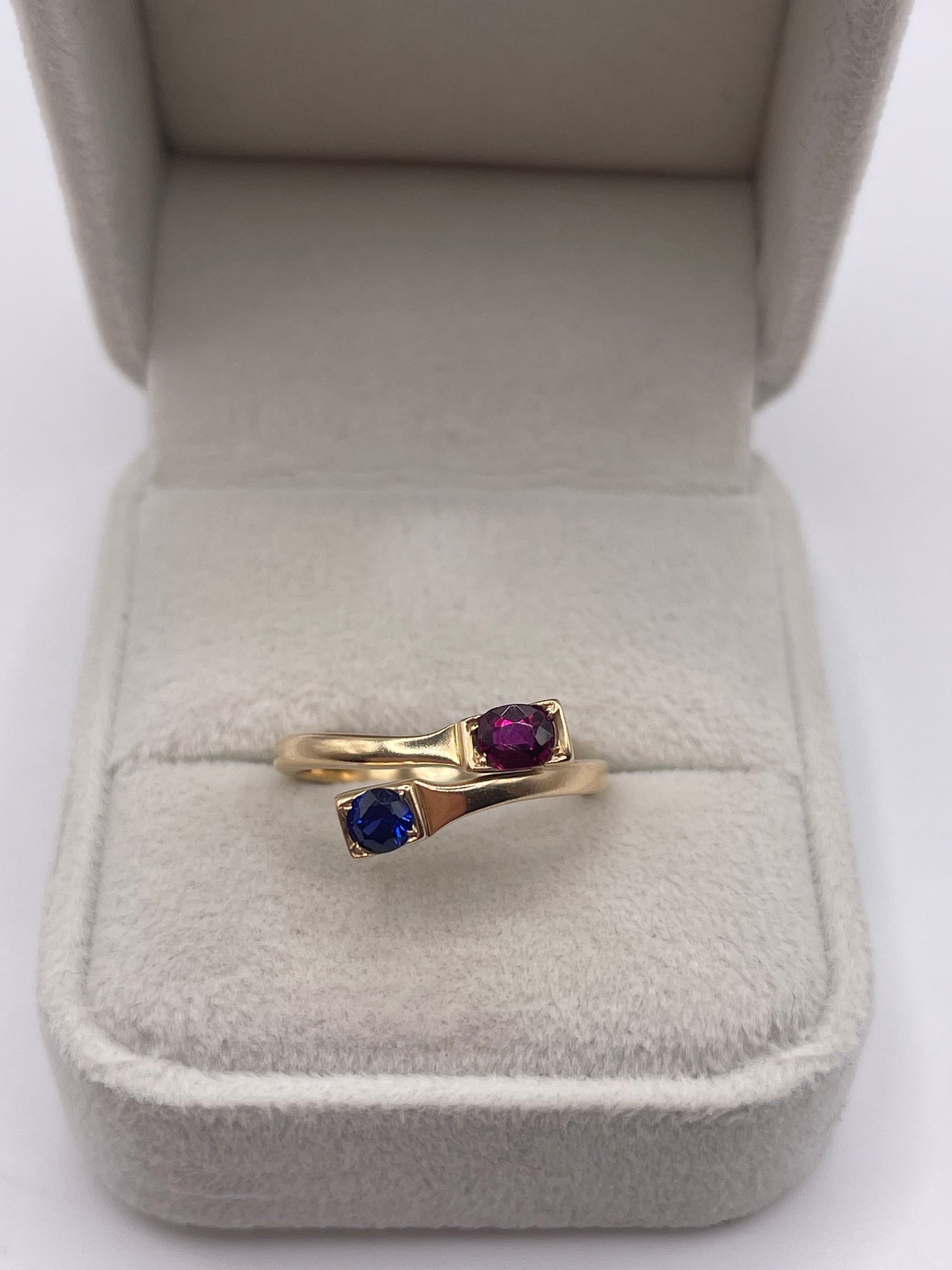 9ct gold ruby and sapphire ring
