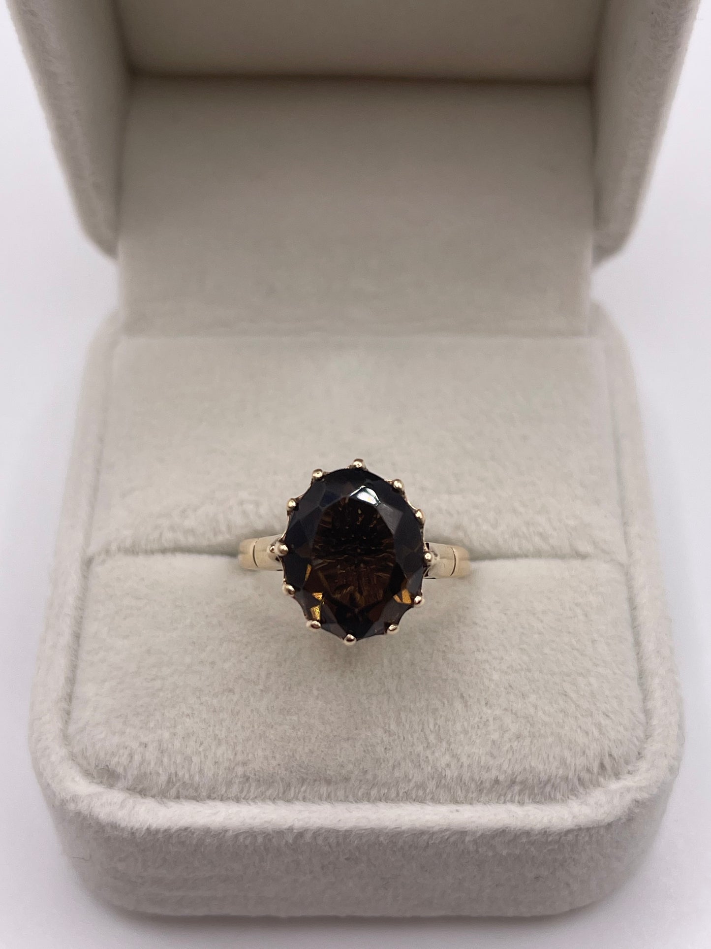 9ct gold Smokey quartz ring