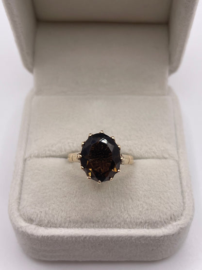9ct gold Smokey quartz ring