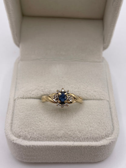 9ct gold sapphire and diamond ring