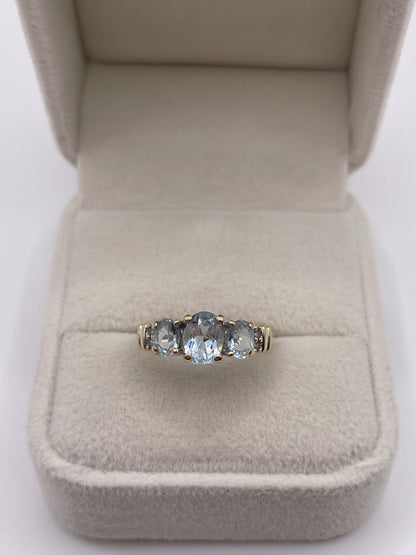 9ct gold topaz and diamond ring