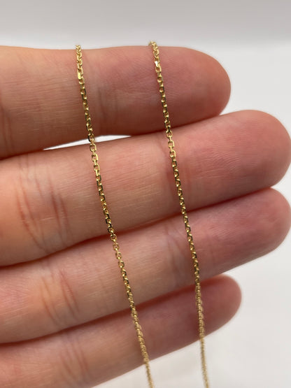 9ct gold chain I