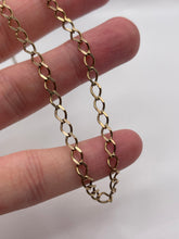 Load image into Gallery viewer, 9ct gold chain 402
