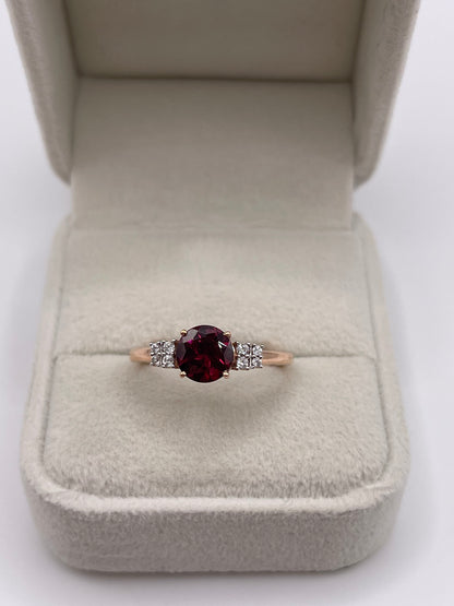 9ct rose gold garnet and zircon ring