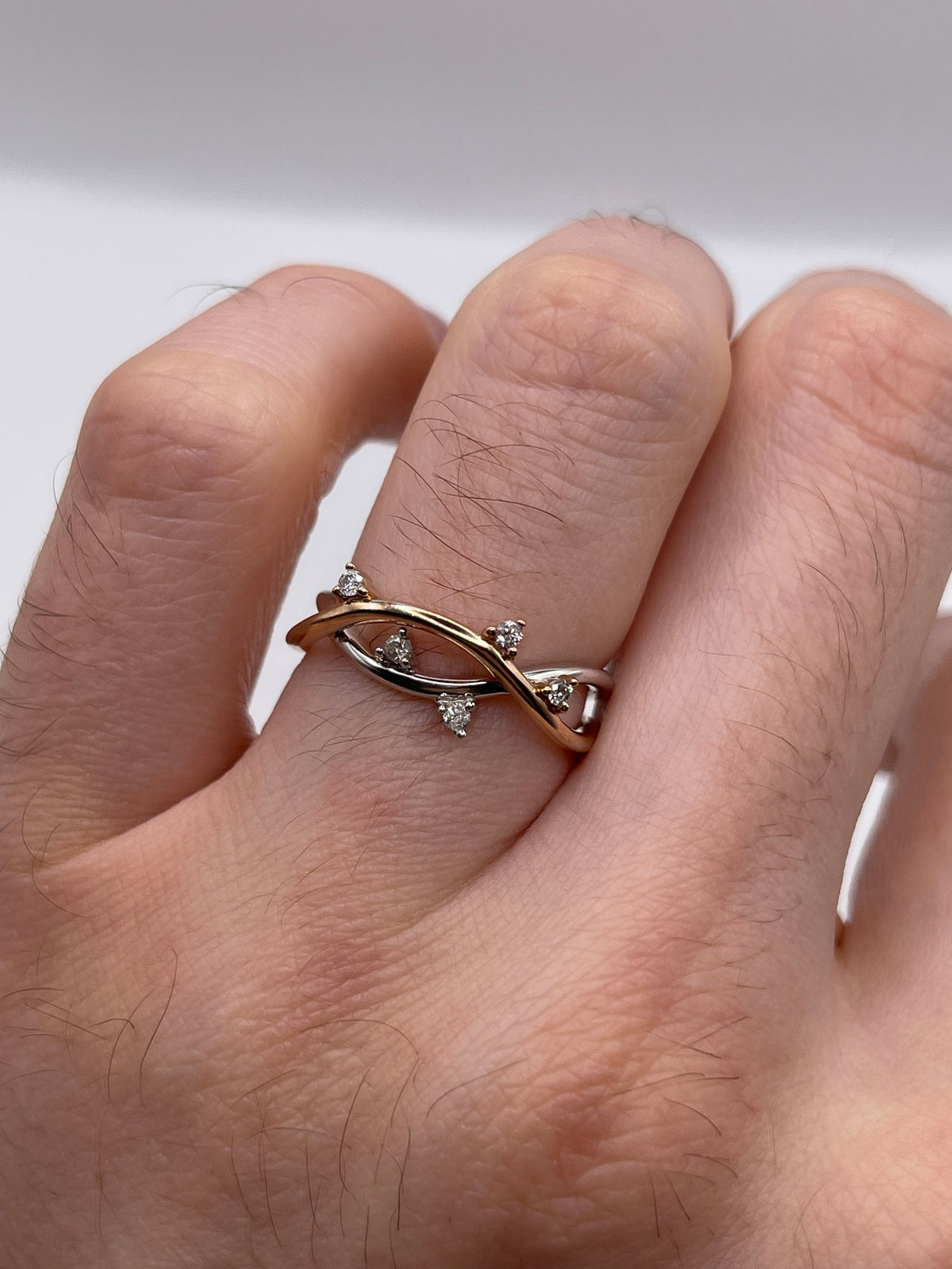 9ct two tone gold diamond ring