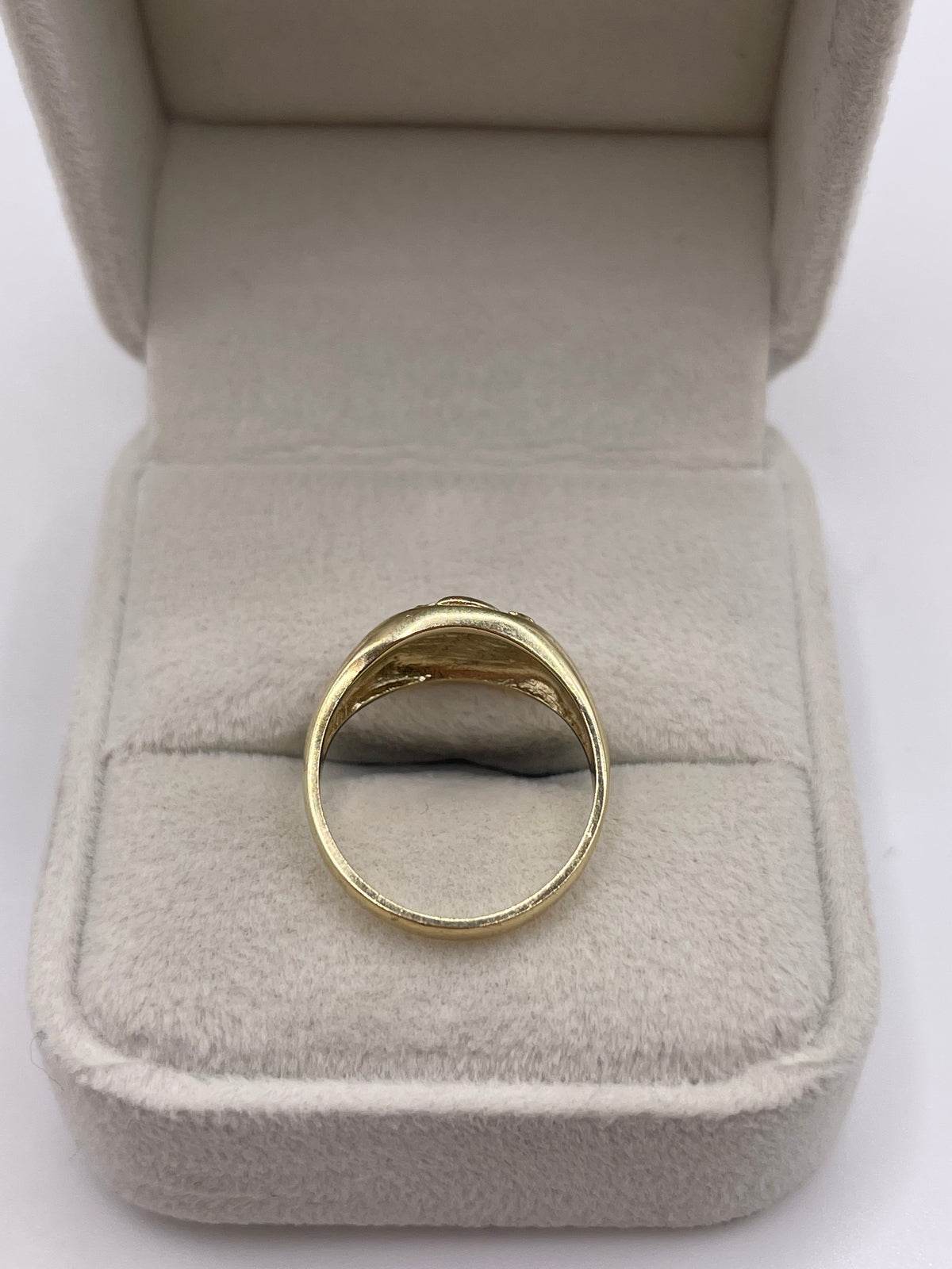 9ct gold moon and star ring