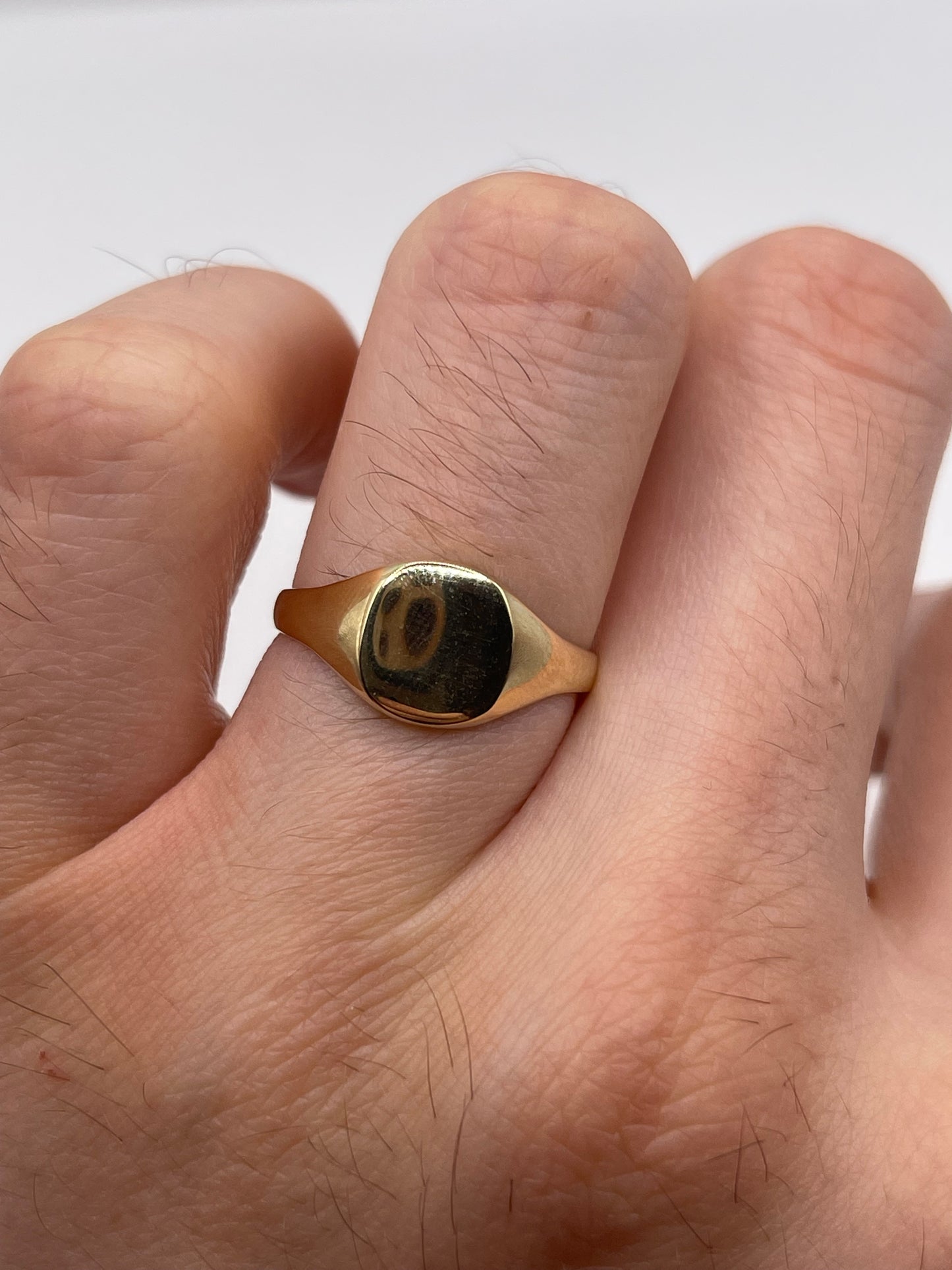 9ct gold signet ring