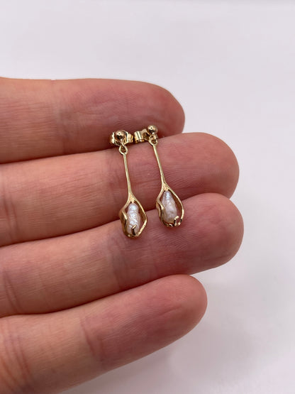 9ct gold pearl earrings