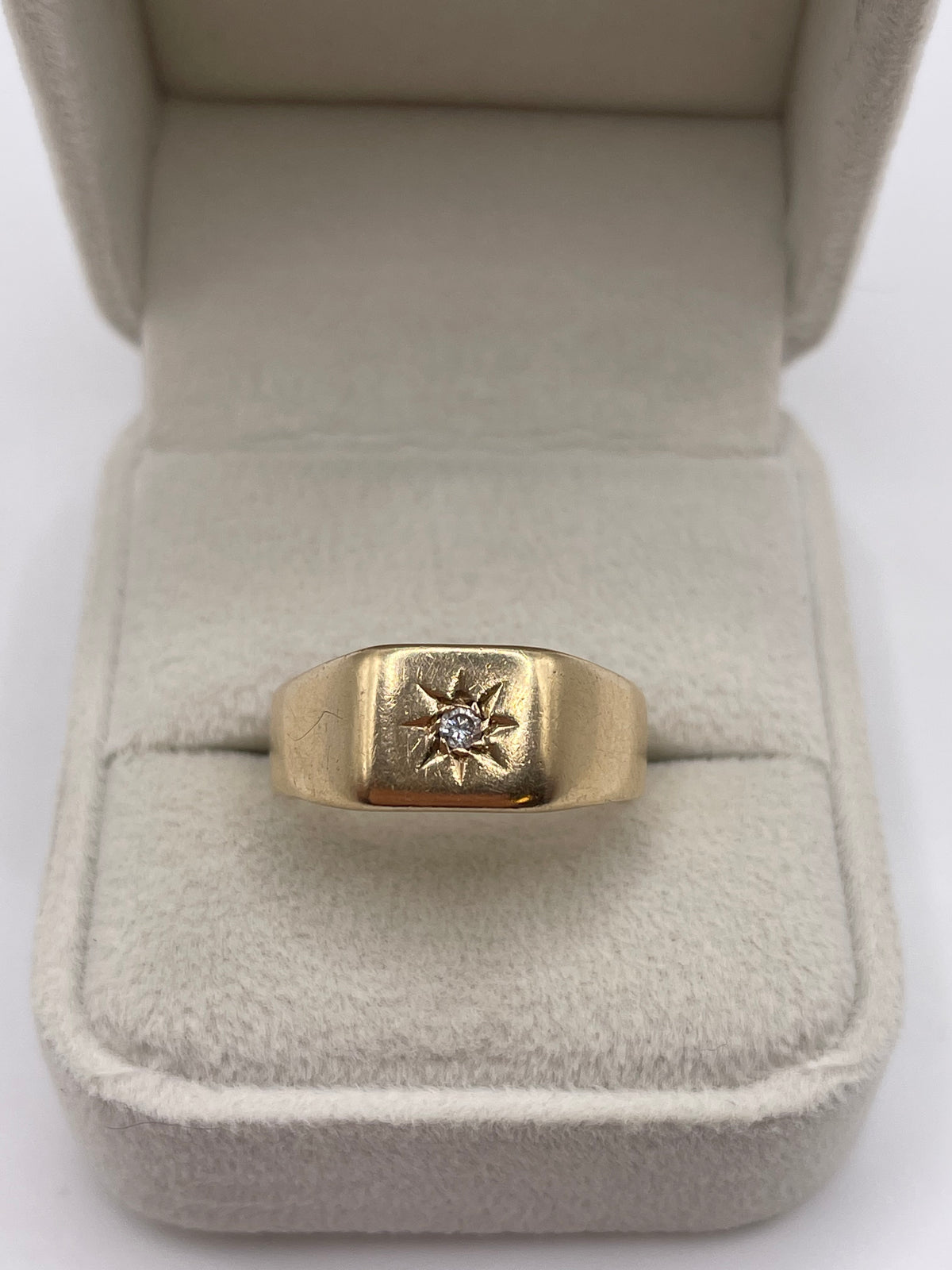 9ct gold diamond signet ring