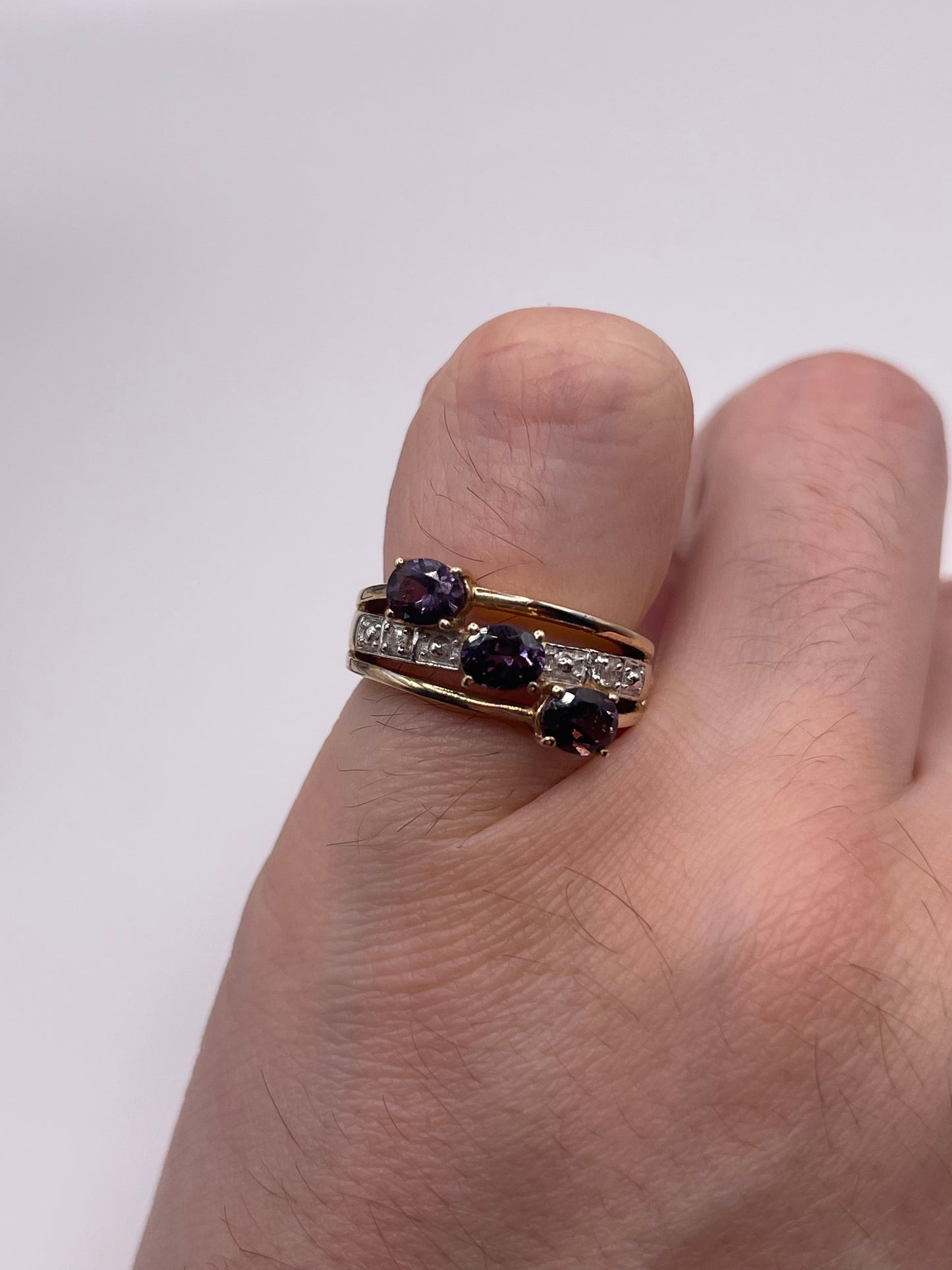 9ct gold quartz and diamond ring