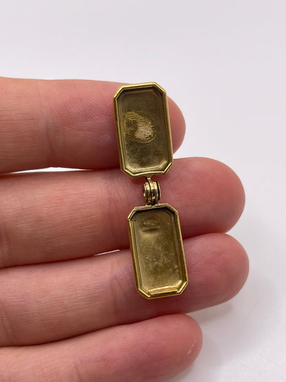 9ct gold locket pendant