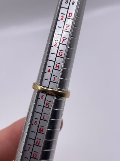 9ct gold diamond ring