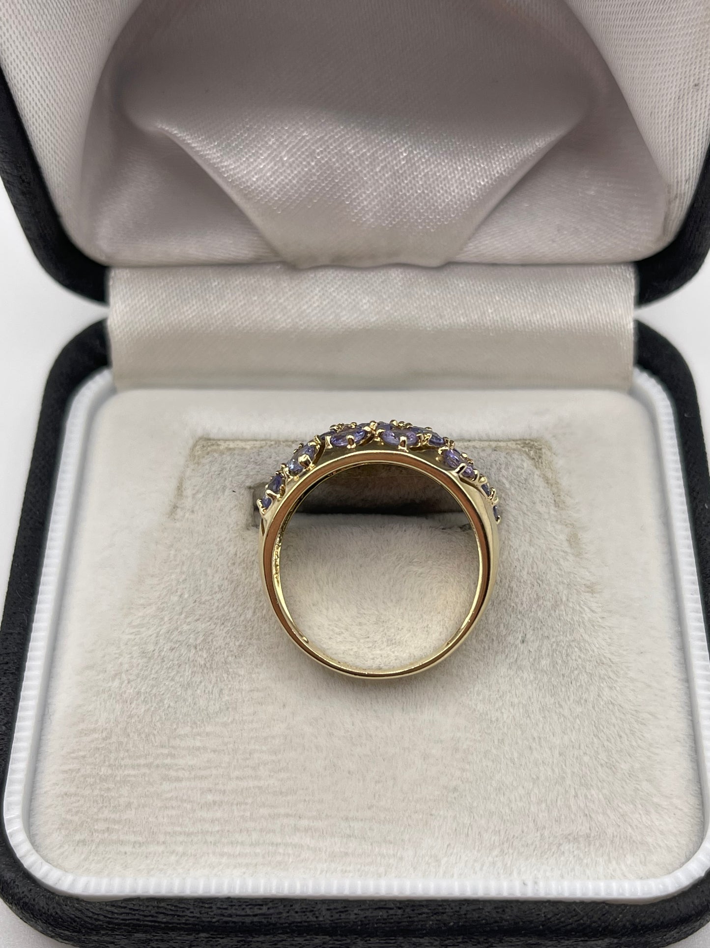 9ct gold tanzanite cluster ring