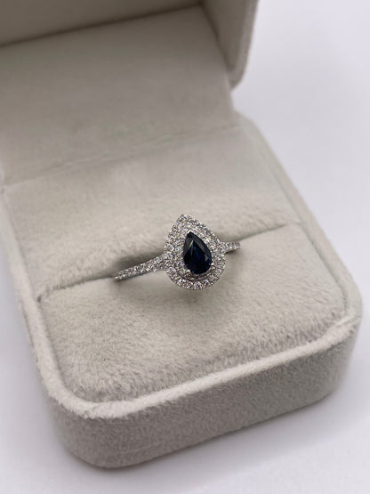 18ct white gold sapphire and diamond ring
