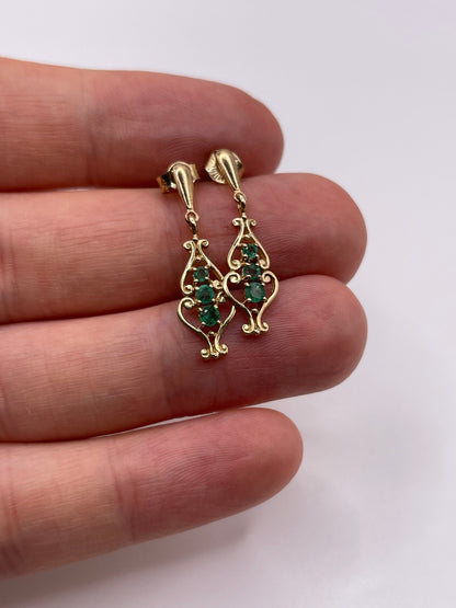 9ct gold emerald earrings