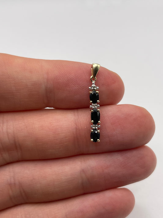 9ct gold sapphire and diamond pendant