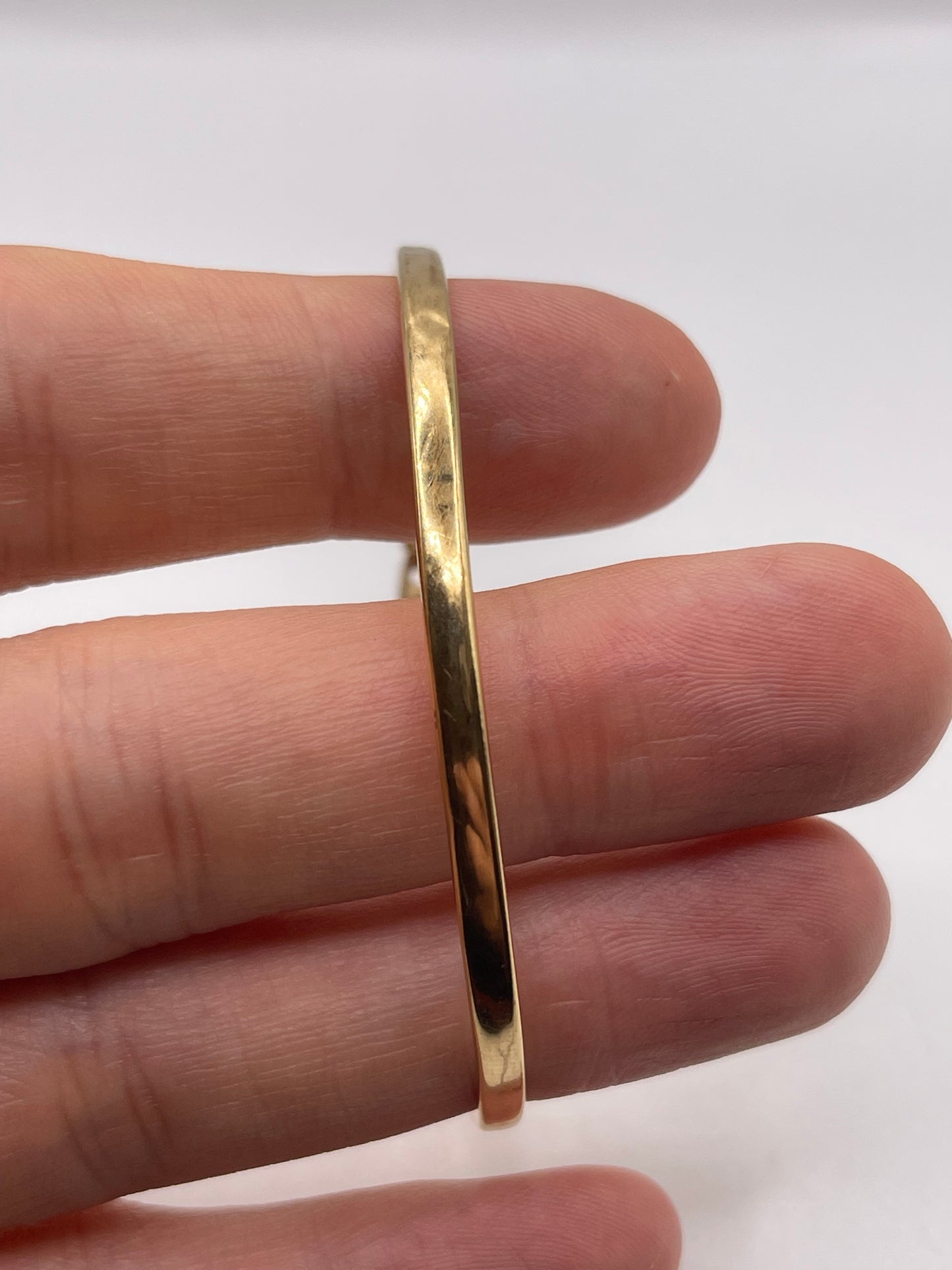 9ct gold mum bangle