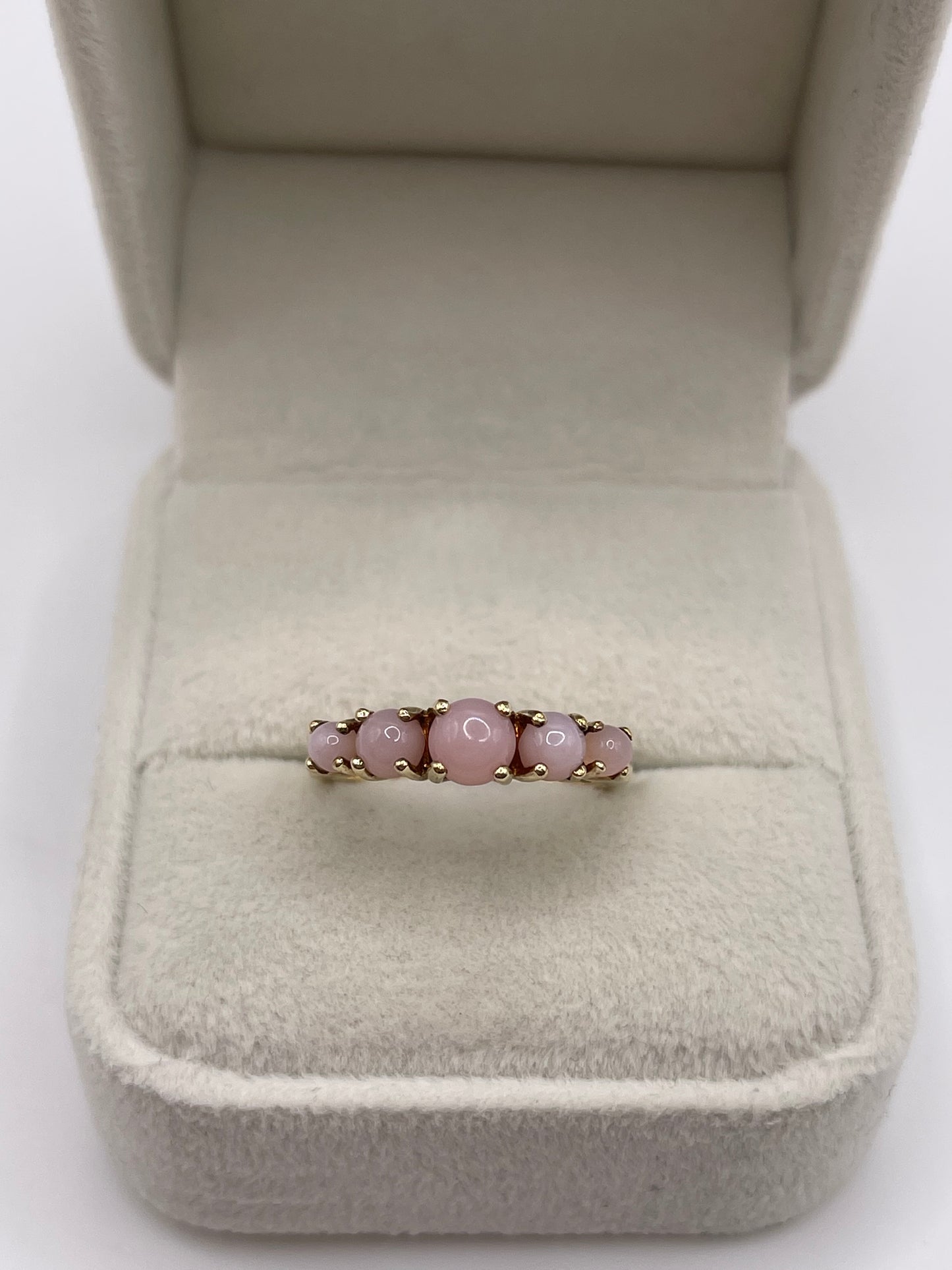9ct gold pink opal ring