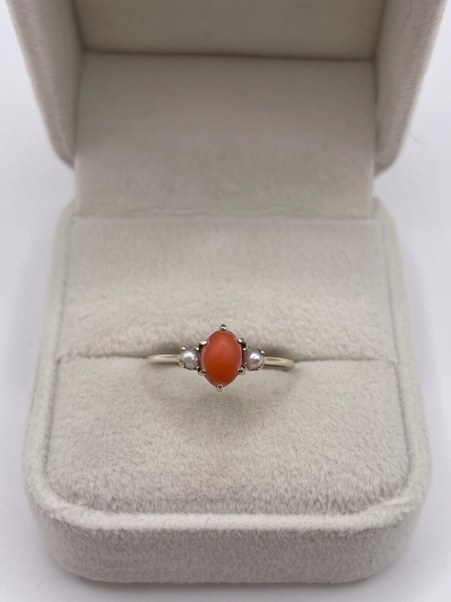 9ct gold coral and pearl ring