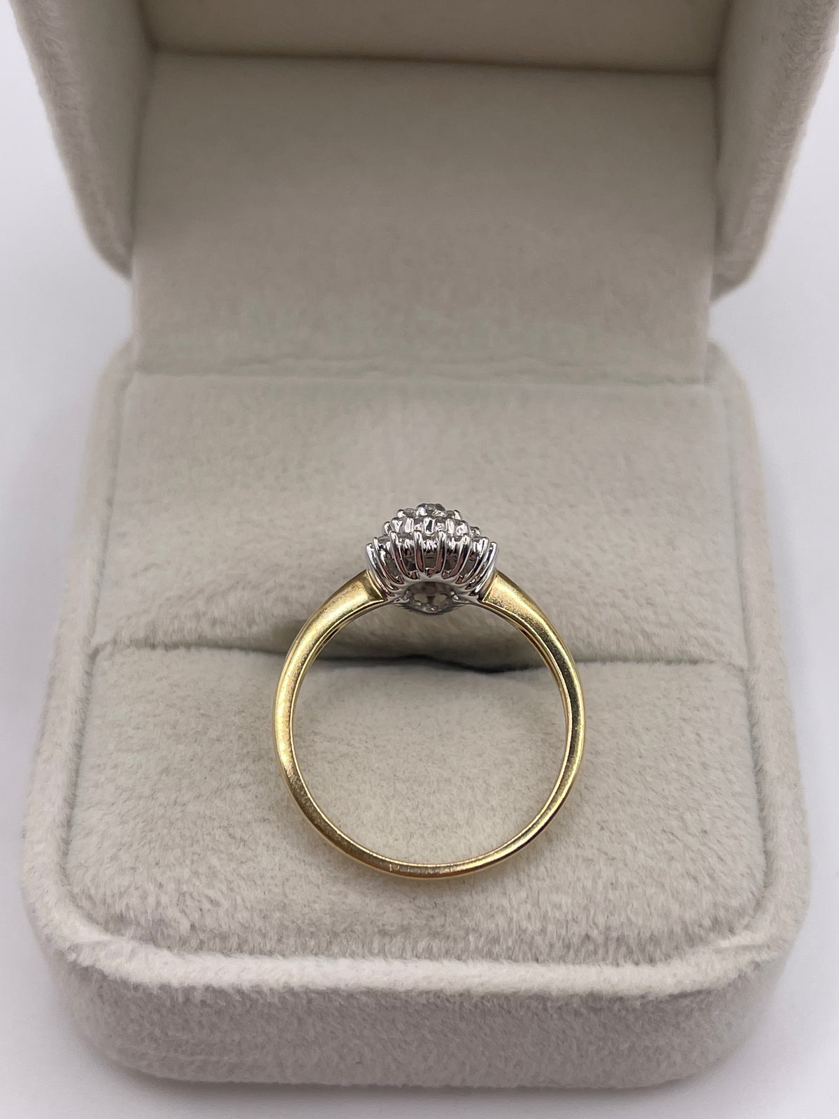 9ct gold diamond cluster ring