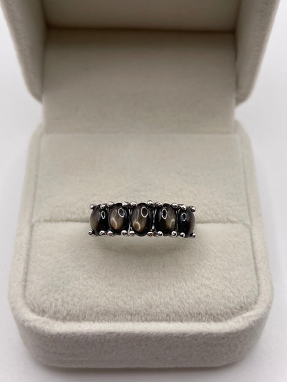 9ct white gold star sapphire ring