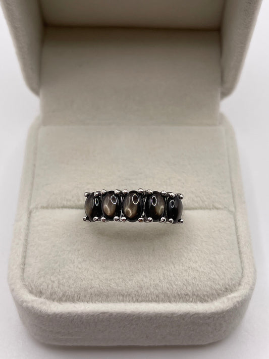 9ct white gold star sapphire ring