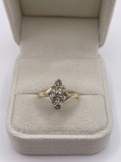 9ct gold topaz and diamond ring