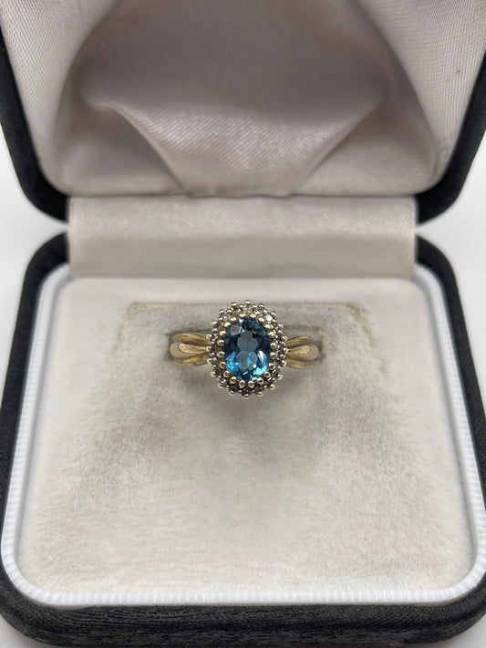 9ct gold blue topaz and diamond ring