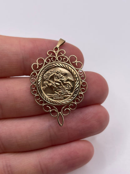 9ct gold st George medallion pendant