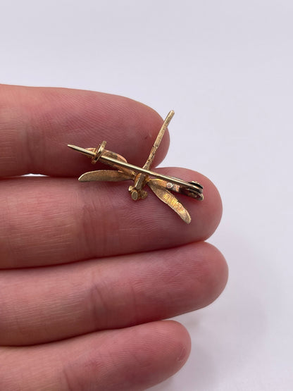 9ct gold dragonfly brooch