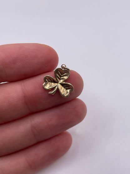 9ct gold clover charm