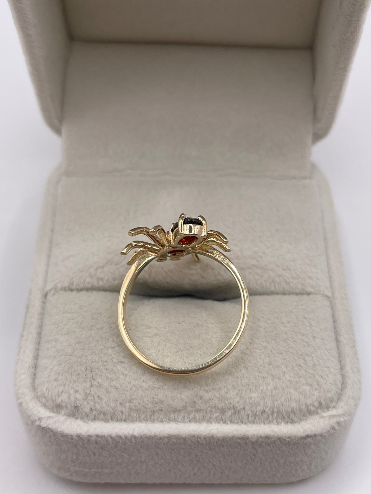 9ct gold garnet and diamond spider ring