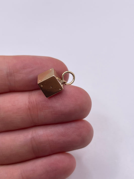 9ct gold dice charm