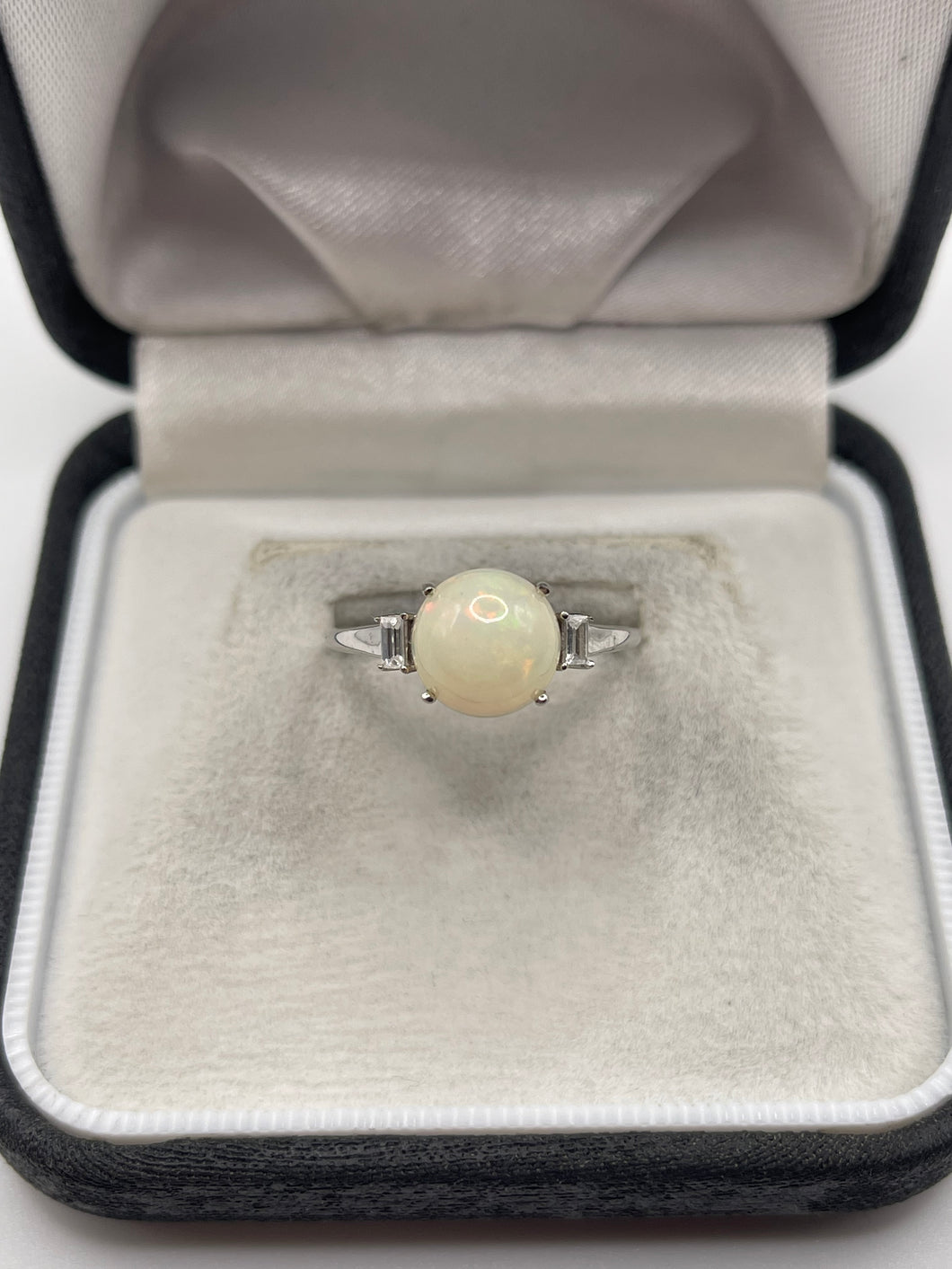 9ct white gold opal and zircon ring