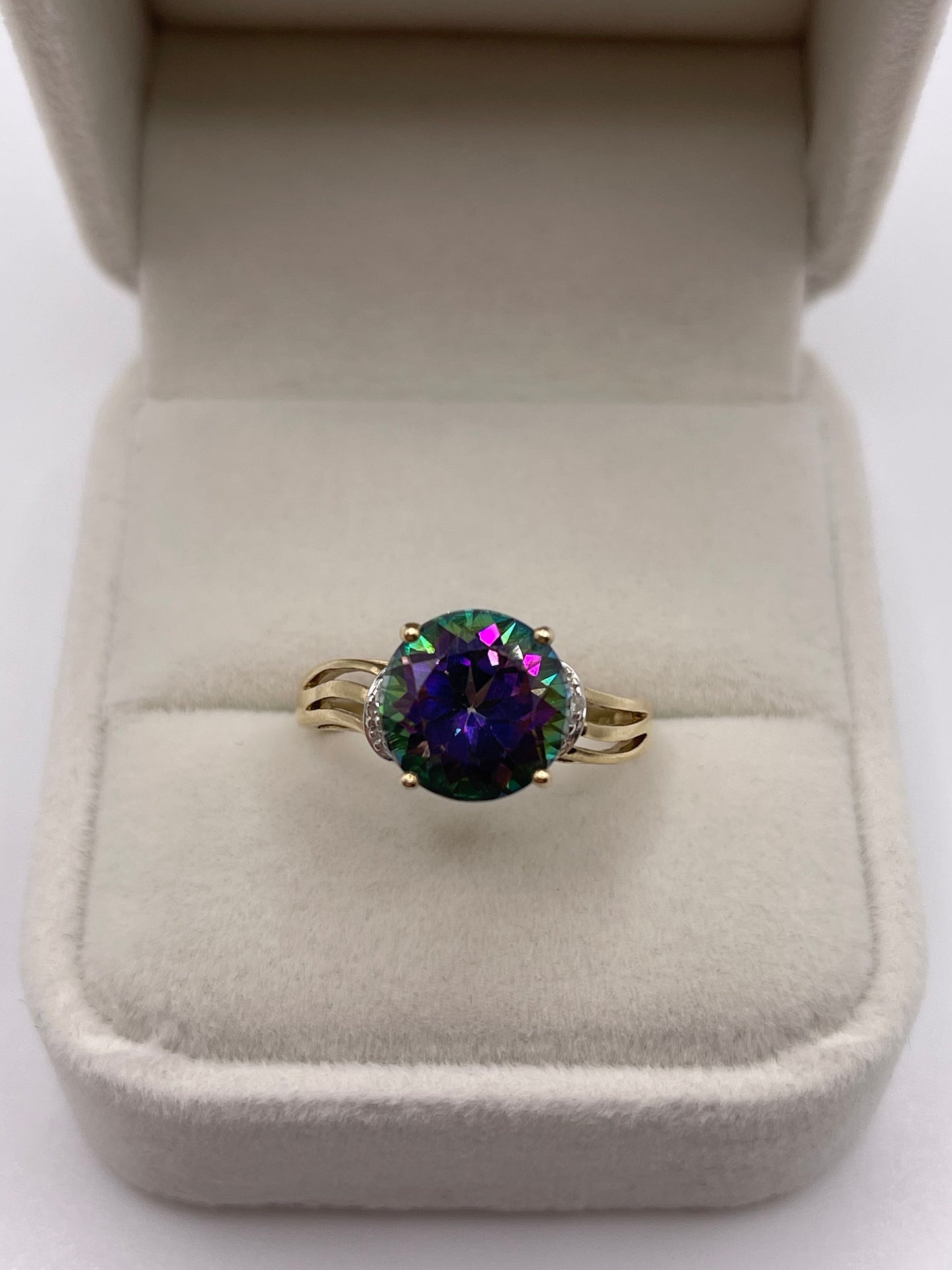 9ct gold mystic topaz and diamond ring