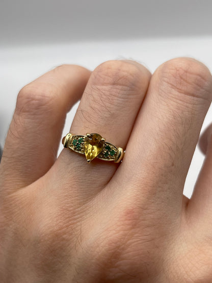 9ct gold citrine and emerald ring