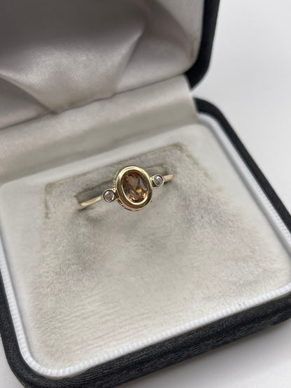 9ct gold quartz and zircon ring