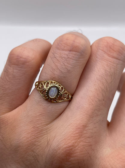 9ct gold opal ring