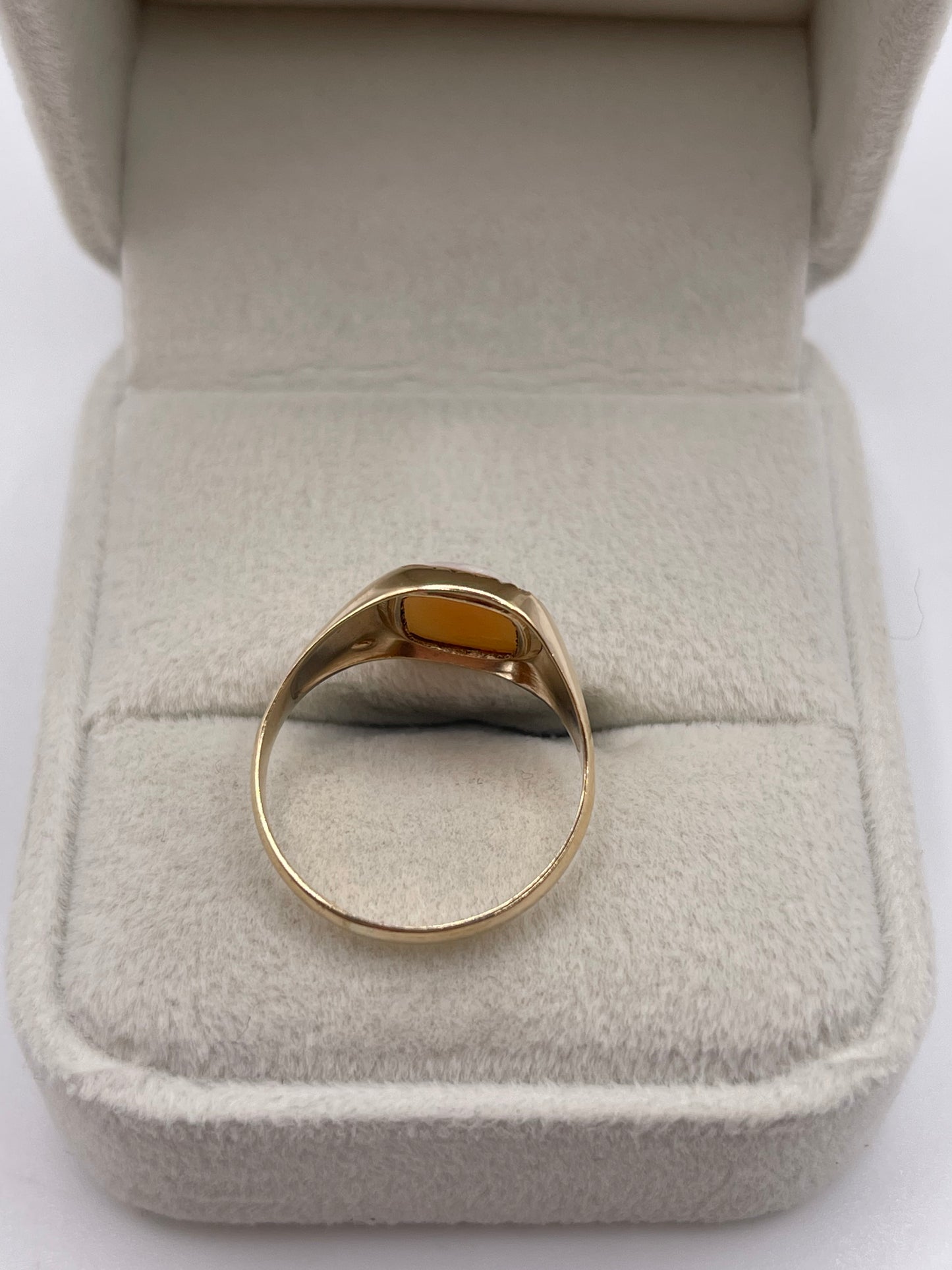 9ct gold cameo ring