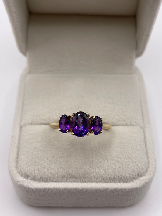 9ct gold amethyst ring