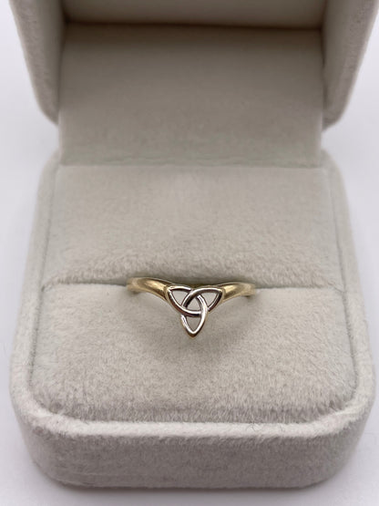9ct gold Celtic ring