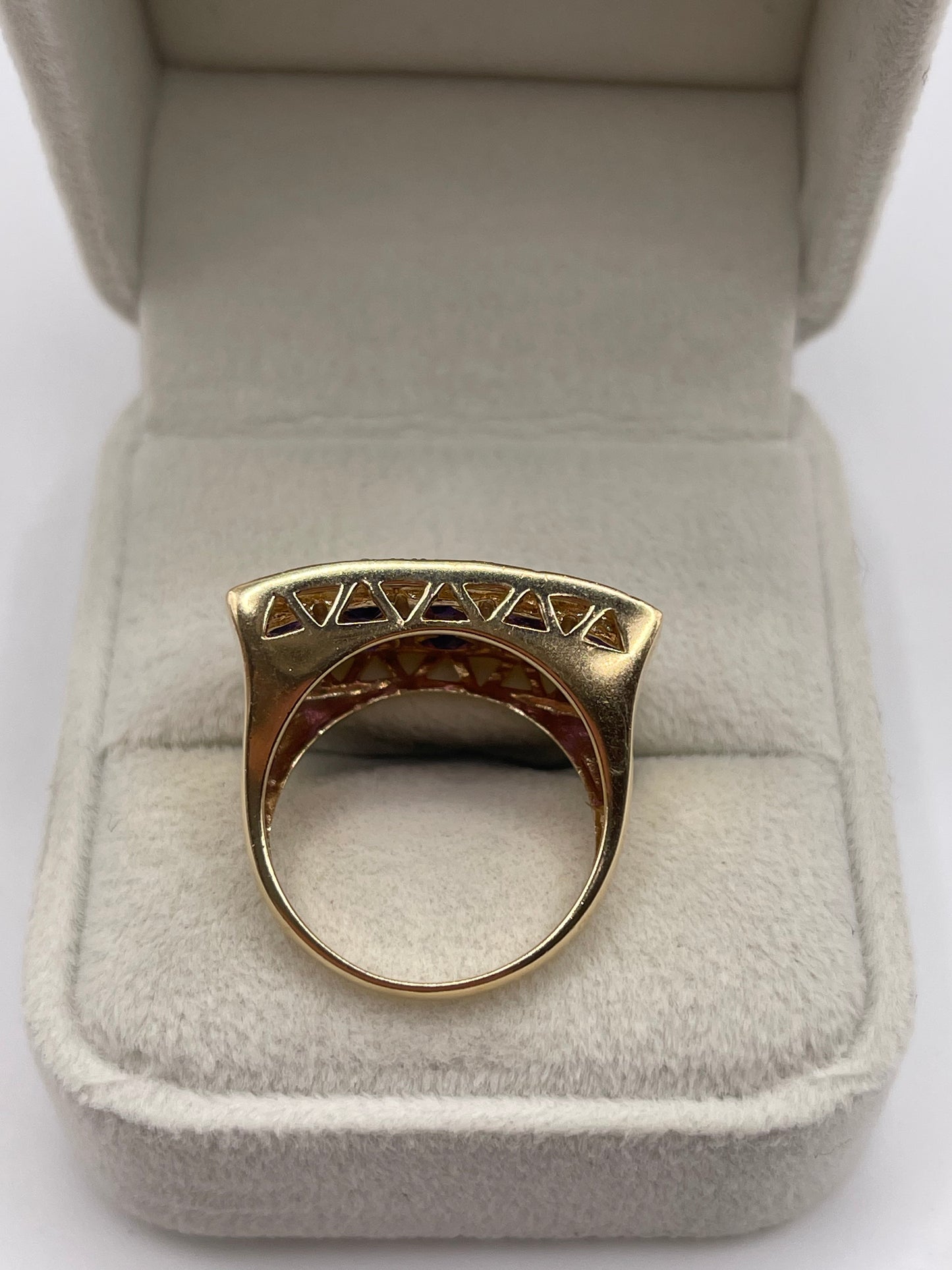 14ct gold amethyst and diamond ring